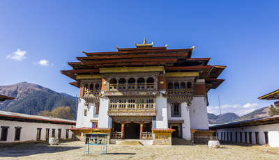 Phobjikha Dzong